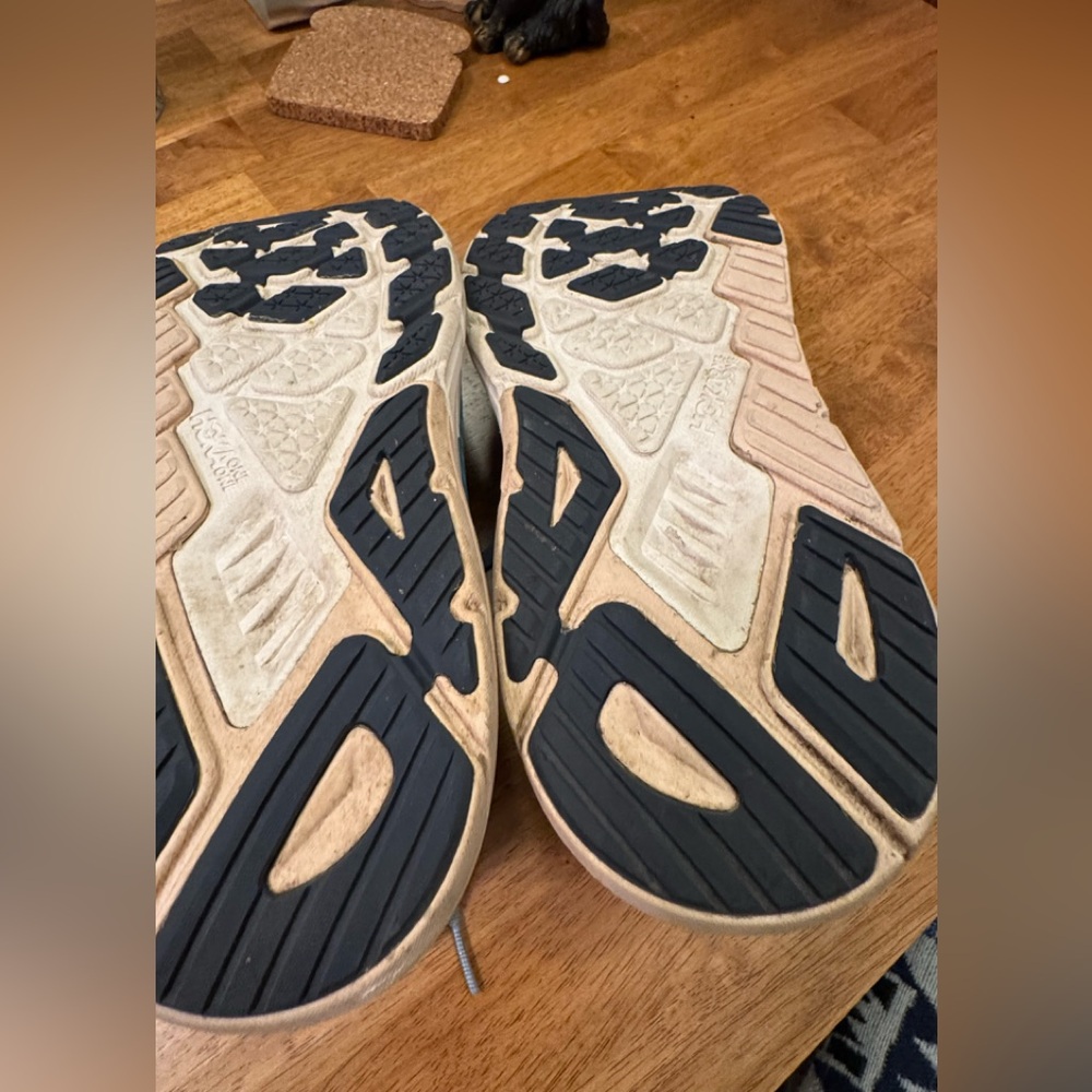 Women’s Hoka  Arahi 5 Running Shoes size 10.5 - Picture 13 of 13